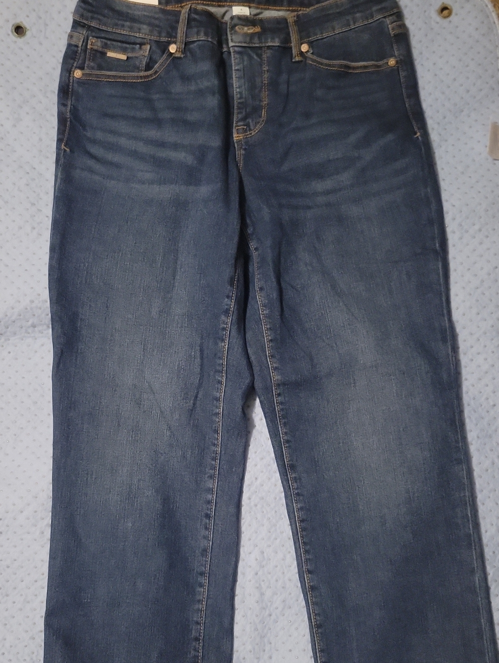 Nine West Women's Classic Dark Blue Jeans With Stretch Comfortable Straight Fit